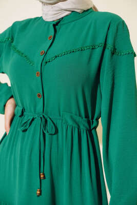 Önü Yarım Düğmeli Kat Kat Elbise Yeşil - Thumbnail