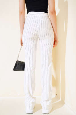 İnce Çizgili İspanyol Paça Pantolon Beyaz - Thumbnail