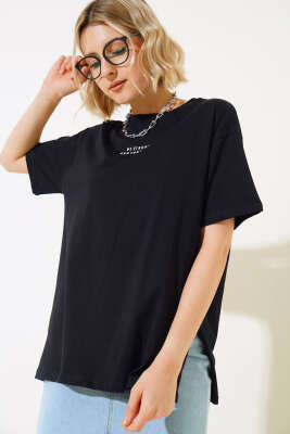 Baskılı Yan Yırtmaçlı T-shirt Siyah - Thumbnail