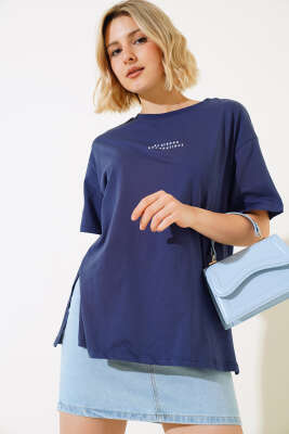 Baskılı Yan Yırtmaçlı T-shirt Lacivert - Thumbnail