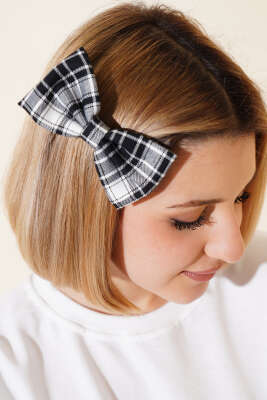 Fiyonk Desen Otomatik Toka Siyah Beyaz - Thumbnail