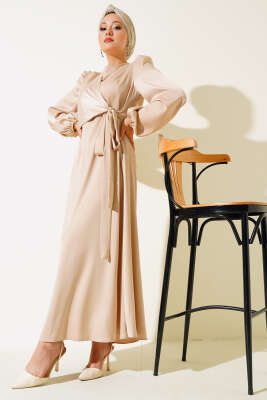 Önü Bağlama Detaylı Saten Elbise Bej - Thumbnail