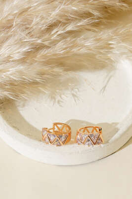 Üçgen Taşlı Küpe Gold - Thumbnail