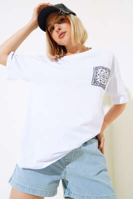 Cep Baskılı T-shirt Beyaz - Thumbnail