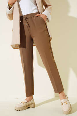 İp Detaylı Beli Lastikli Dar Paça Vizon Pantolon - Thumbnail