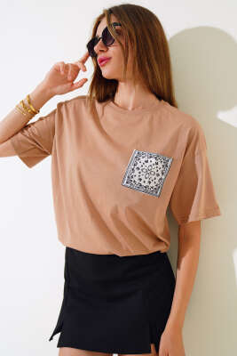 Cep Baskılı T-shirt Latte - Thumbnail