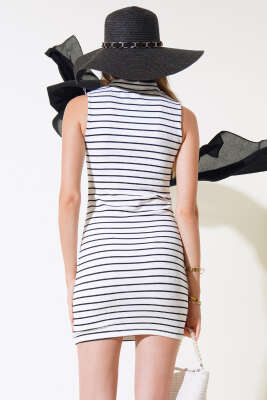 Yakalı Çizgili Kaşkorse Elbise Beyaz - Thumbnail