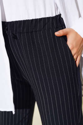 Dar Paça Çizgili Pantolon Lacivert - Thumbnail