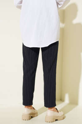 Dar Paça Çizgili Pantolon Lacivert - Thumbnail