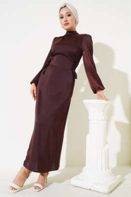 Pazarium - Yanları İp Detaylı Saten Elbise Acı Kahve