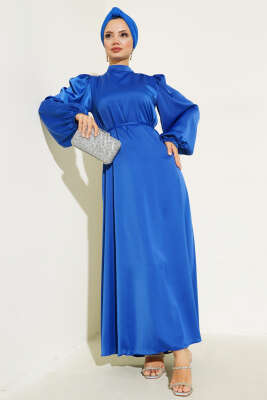 Pazarium - İnce Kuşaklı Kol Lastikli Saten Elbise Saks