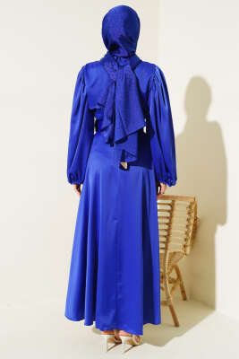 Pelerinli Kemerli Saten Elbise Saks - Thumbnail