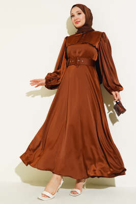 Pelerinli Kemerli Saten Elbise Kahve - Thumbnail