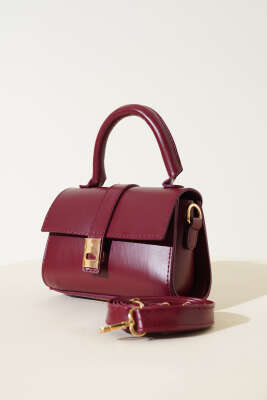 Pazarium - Mıknatıslı El Çantası Bordo