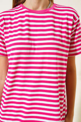 Çizgili Viskon Salaş T-shirt Fuşya - Thumbnail
