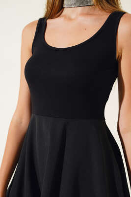 Kalın Askılı Garnili Mini Elbise Siyah - Thumbnail