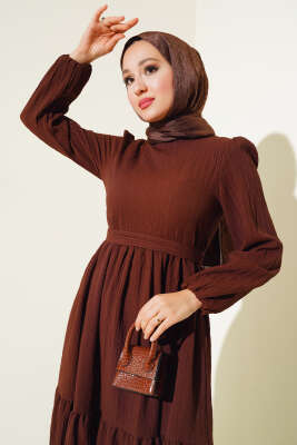 Bel Kuşaklı Kat Kat Bürümcük Elbise Kahve - Thumbnail