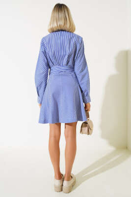 Çizgili Boydan Düğmeli Mini Elbise Saks - Thumbnail