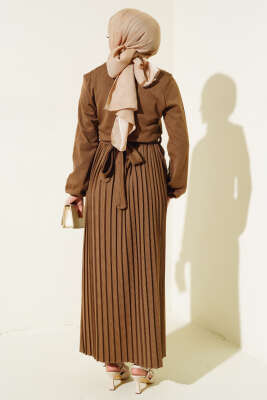 Pileli Düğme Detaylı Örme Triko Elbise Latte - Thumbnail