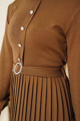 Pileli Düğme Detaylı Örme Triko Elbise Latte - Thumbnail