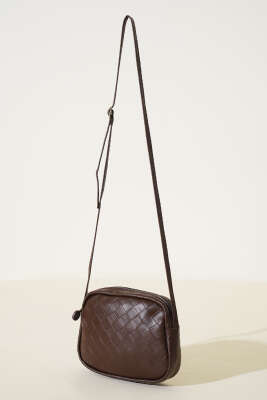 Örgü Desen Kol Çantası Kahve - Thumbnail