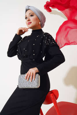 Önü İncili Kuşaklı Elbise Siyah - Thumbnail