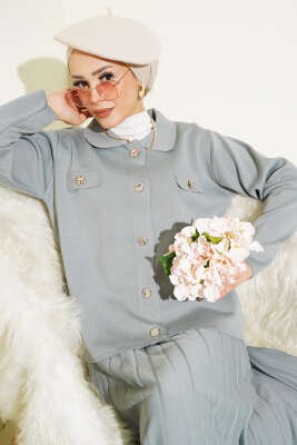 Gömlek Yaka Düğmeli Etekli Triko Takım Gri - Thumbnail