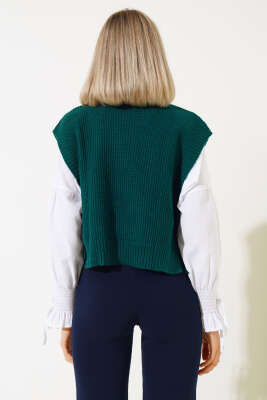 Kalp Nakışlı Triko Kısa Süveter Nefti - Thumbnail