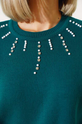 Yakası İncili Taşlı Triko Crop Kazak Zümrüt - Thumbnail