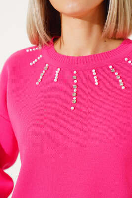 Yakası İncili Taşlı Triko Crop Kazak Fuşya - Thumbnail