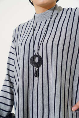 Çizgili Asimetrik Kesim Triko Tunik Gri - Thumbnail