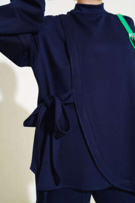 Loyşa Asimetrik Kesim İkili Takım Lacivert - Thumbnail