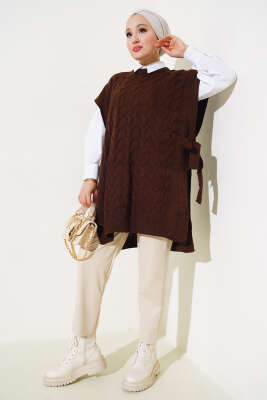 Saç Örgü Yan Bağlamalı Triko Süveter Kahve - Thumbnail
