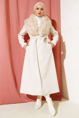 Pazarium - Yaka Kürklü Kuşaklı Uzun Kaban Taş