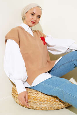 Kalp Nakışlı Triko Süveter Büsküvi - Thumbnail