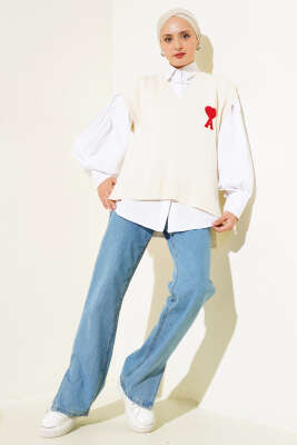 Kalp Nakışlı Triko Süveter Latte - Thumbnail