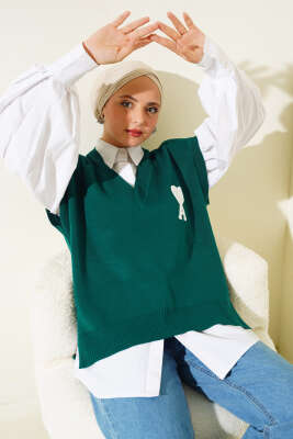 Kalp Nakışlı Triko Süveter Nefti - Thumbnail