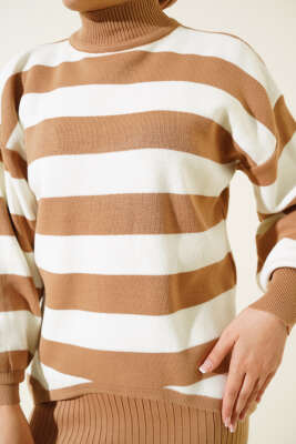 Kalın Çizgili Jile Triko İkili Takım Büsküvi - Thumbnail