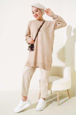 Yırtmaçlı Düz Yumoş Triko Tunik Büsküvi - Thumbnail