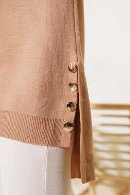 Yan Yırtmaçlı Düğmeli Triko Tunik Büsküvi - Thumbnail