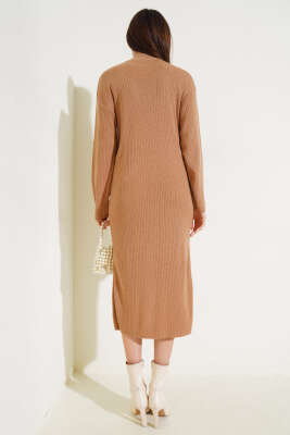 Yırtmaçlı Fitilli Triko Midi Elbise Büsküvi - Thumbnail