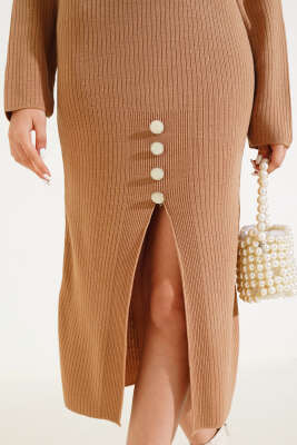 Yırtmaçlı Fitilli Triko Midi Elbise Büsküvi - Thumbnail