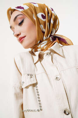 Leopar Desen Şeritli Soft Eşarp Yağ Yeşili - Thumbnail