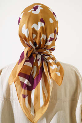 Leopar Desen Şeritli Soft Eşarp Yağ Yeşili - Thumbnail