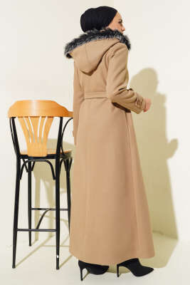 Kapüşonu Kürklü Fermuarlı Uzun Kaşe Kaban Bej - Thumbnail