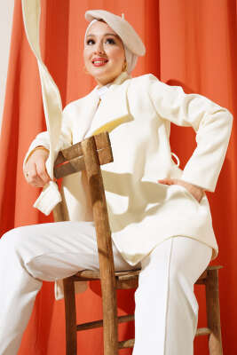 Pazarium - Kuşaklı Kısa Kaşe Kaban Ekru