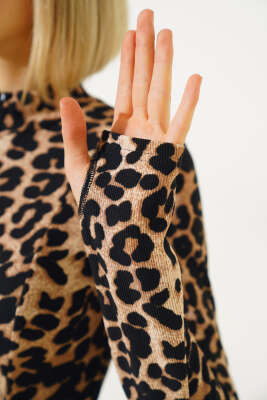 El Detaylı Fermuarlı Crop Leopar - Thumbnail