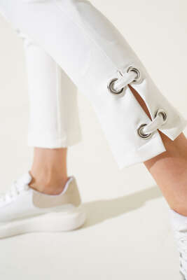 Kuş Gözü Detaylı Dar Paça Pantolon Ekru - Thumbnail