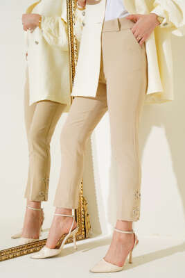 Kuş Gözü Detaylı Dar Paça Pantolon Camel - Thumbnail