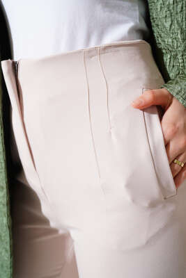 Bel Çımalı Dar Paça Pantolon Bej - Thumbnail